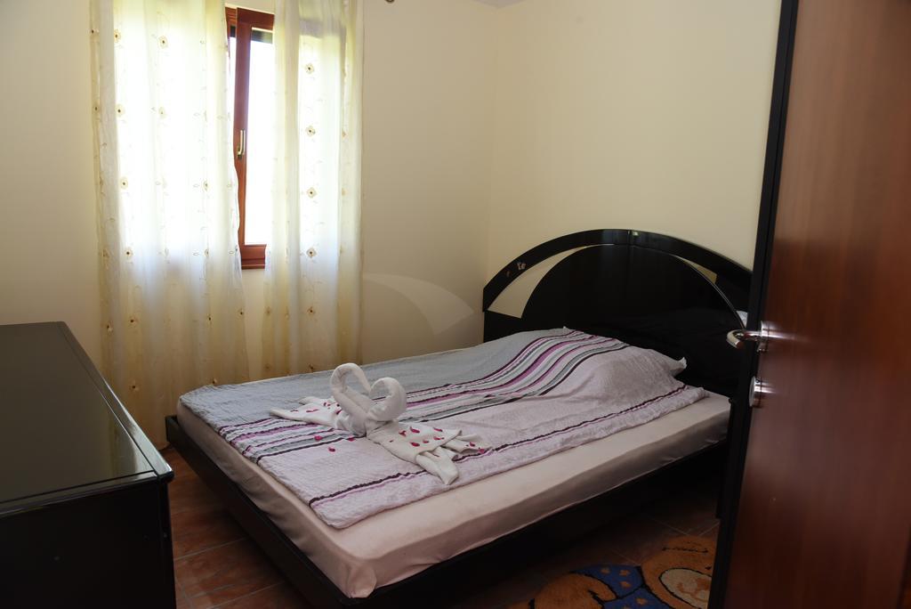Holiday Home Kucica Na Drvetu Баня-Ковиляча Экстерьер фото